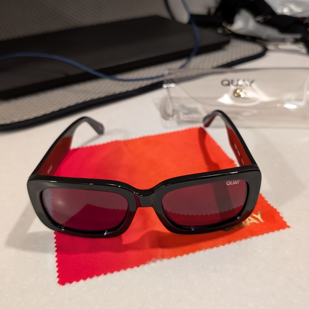 Quay Yada Yada 39mm Polarized Rectangle Sunglasses